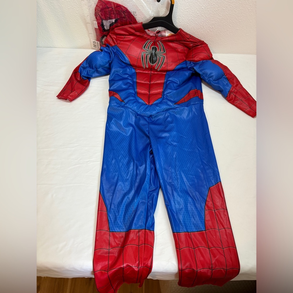 Marvel Spider-Man Halloween Costume Childs size Small NWT